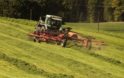 Części do ciągników – czy jest potrzeba zaopatrywania się w nie na zapas?