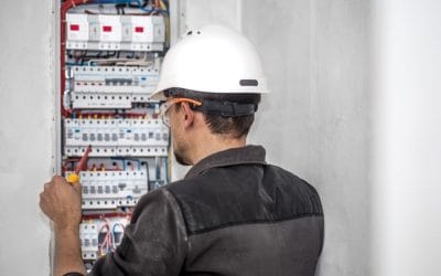 Jak zapisać się na kurs elektryka?