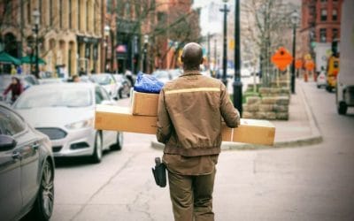 Do której godziny kurier może rozwozić paczki?