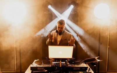 Ślub w plenerze z DJ-em czy orkiestrą? Podpowiadamy