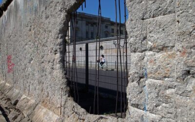 17 ciekawostek o historii Muru Berlińskiego